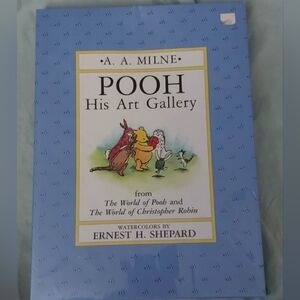 A. A. Milne Pooh: His Art Gallery - Blue Illustrated Art Book